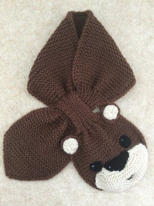 Child’s Animal Keyhole Scarf