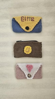 Little Knitted Purse
