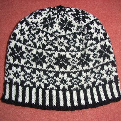 Black star beanie