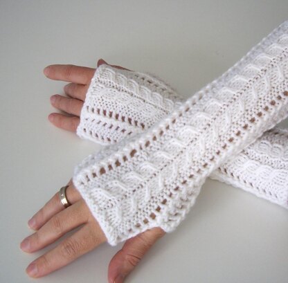 Lace Fingerless Gloves