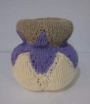 Knitkinz Flower and Vase