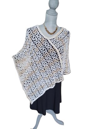 Misty Morning Ponchette