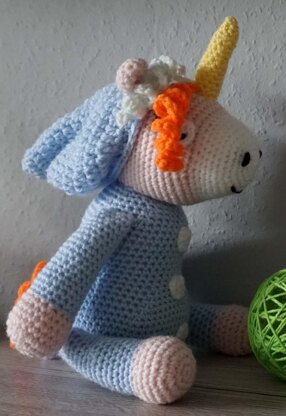 Amigurumi Häkelanleitung schlafendes Einhorn