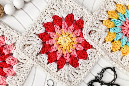 The Granny Flower Square