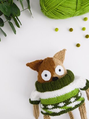 Paul the Cat with a Sweater - Toy Knitting Pattern