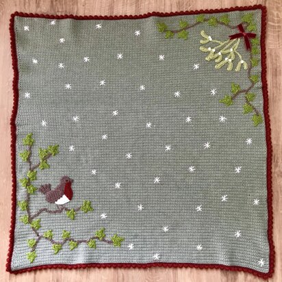 Robin and Mistletoe Christmas blanket