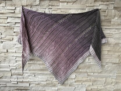 Triangular Scarf "Nikaia"