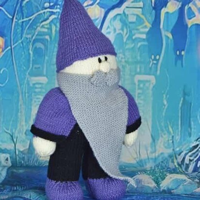 Wizard Festive Friend - knitting pattern