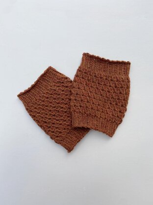 Delicate Tweed Crochet Boot Cuff