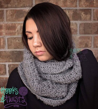 Texture Weave Cowl