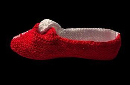Twisted Front Slippers Knitting Pattern