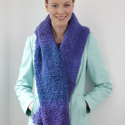 Simple One Ball Scarf in Lion Brand Homespun Thick & Quick - L30125E