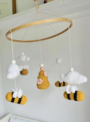Busy Bee Baby Mobile Crochet Pattern
