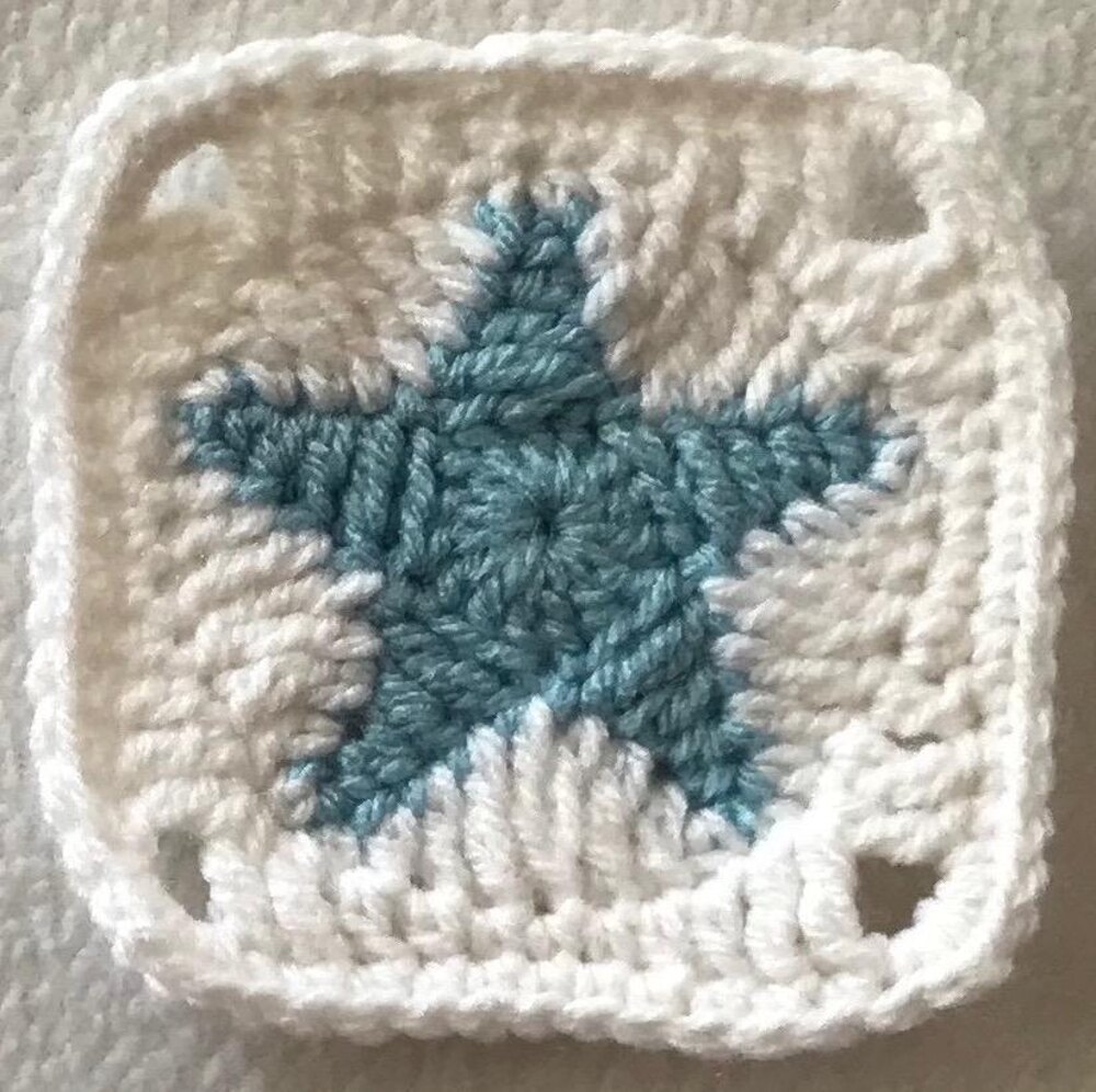 FREE Star Granny Square: Crochet pattern