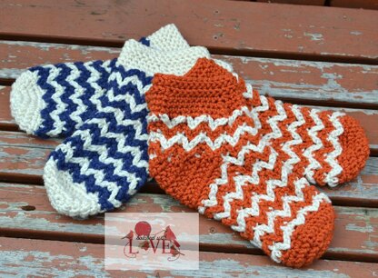 Chevron Illusion Slipper Socks- Adult Sizes