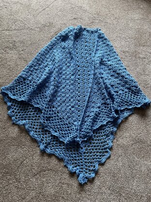 Pomelo Shawl in Cascade 220® Fingering - FW225 - Downloadable PDF