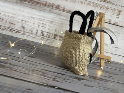 Peeping Cat Tote Bag Chocolate Orange Cover Knitting Pattern