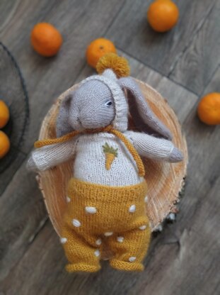 Bunny toy knitting pattern