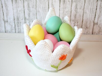 Egg Basket Crochet pattern by patterns by steph | LoveCrafts