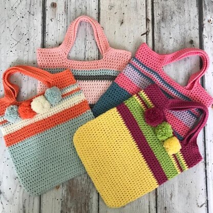 Crochet Pom Pom Bag