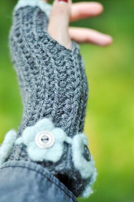 Ring Around the Wristers--Ribbed Wristwarmers