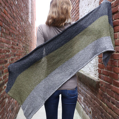 Snuggle Up With Free Patterns from Plymouth Yarn