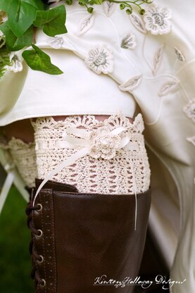 Wrapped in Lace Bridal Garter, Easy Crochet Pattern for Weddings - Kirsten  Holloway Designs