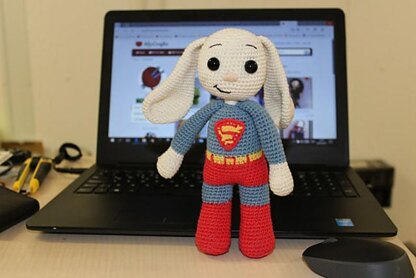 Super Hero Bunny Amigurumi