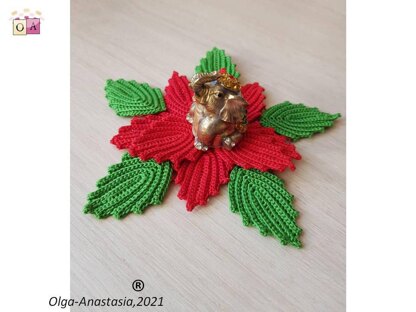 Poinsettia doily