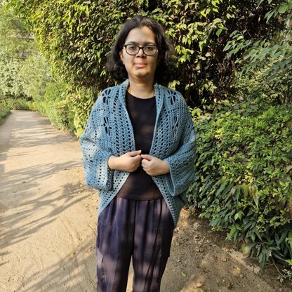 Dragonfly Garden Shrug