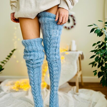 Cable thigh high socks 35"