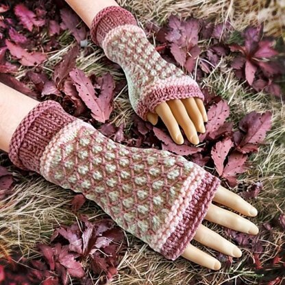 Lattice Fingerless Gloves