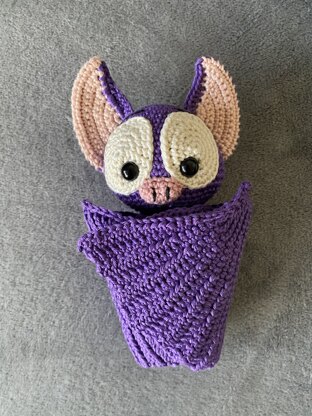 Crochet bat pattern