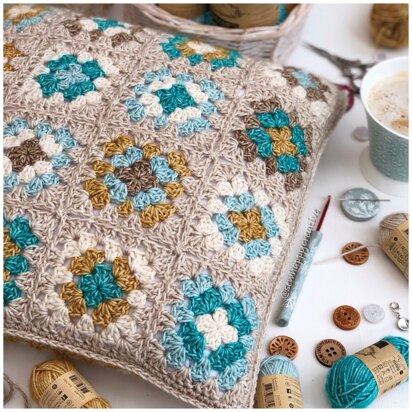 Crochet pillow