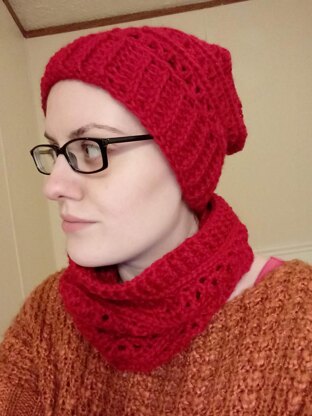 Serina Slouchy Cowl