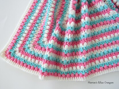 Crochet Granny Square Blanket Pattern - Maria's Blue Crayon