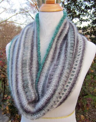 Reversible Mohair Cowl