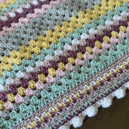 Granny Heart Blanket Crochet pattern by Sweetpeafamily | LoveCrafts