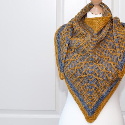 Mika - Triangle shawl