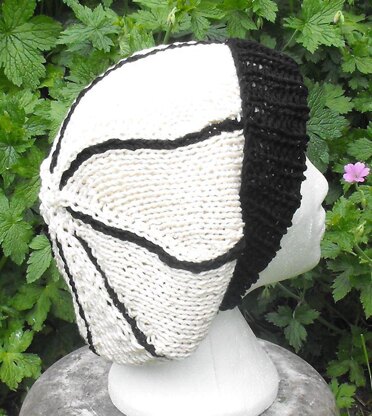 SUPERFAST SPIDER TAM SLOUCH KNITTING PATTERN - MADMONKEYKNITS