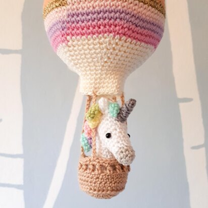 Unicorn in a hot air balloon