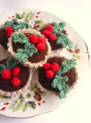 Gingerbread Man & Mince Pie Knitting pattern by crazy dazy | LoveCrafts