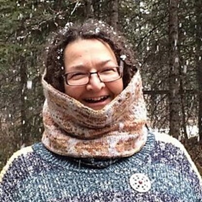 Moonlit Oak Cowl