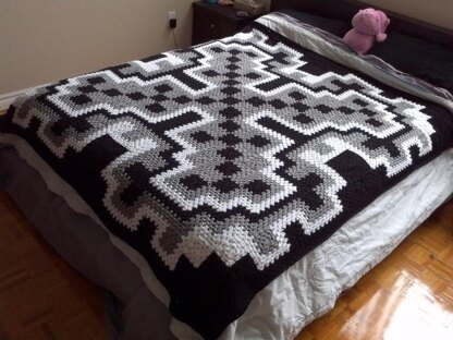 Frost Queen Blanket