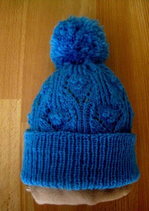 Freya Lace & Bobble Beanie