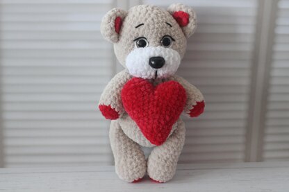 Crochet Pattern for Bear with Heart