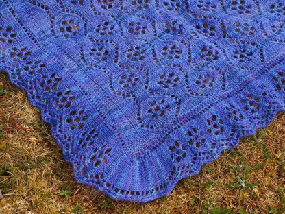 Waterlilies shawl