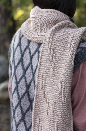 Stacked Lines Scarf