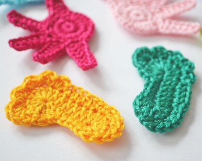 Crochet baby hand. Baby handprint. Crochet baby foot print. Crochet applique. Baby embellishment