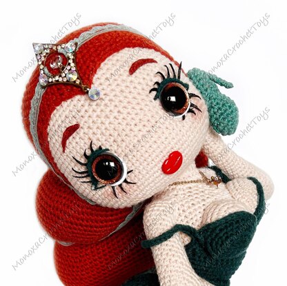 Pin-up redhead doll